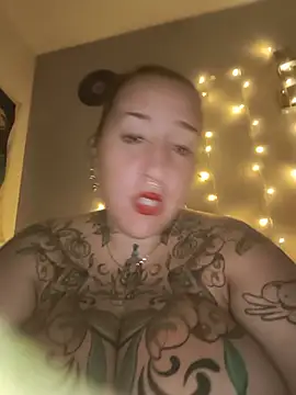 Thelittledevil388 - Voir mes seins