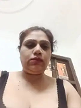 Wildsimmi27's Live XXX Chat
