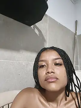 Natalia-Aurora - open pussy in closeup 🥵