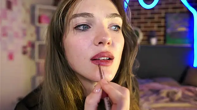MarielRoloson - Spread my legs and tease