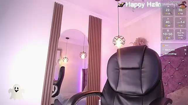 AmaraDavis1 - Ride dildo in pussy