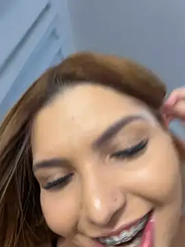Mel_PinkBR - 🌸take off your panties+zoom pussy🔥😏
