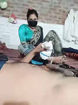 Indiansexycouple2