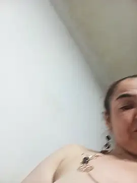 MaryRoze_ - Dildo in titts/ consolador en tetas