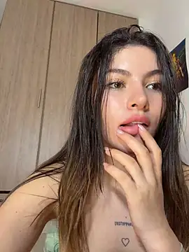 Lizzy_Mei - ✨PLUG ASS🍑 AND FINGERPUSSY CUM💦