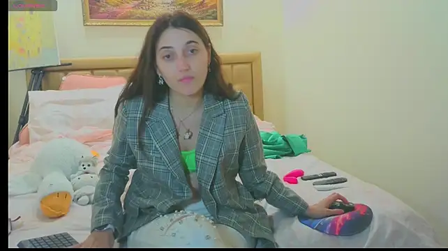 Iren - show tits