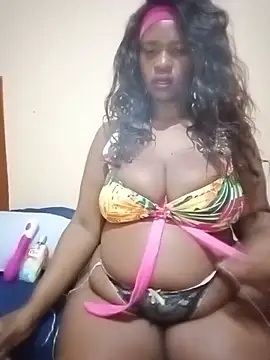 HoeBusty - Sexy Messy DeepThroat & TitJob