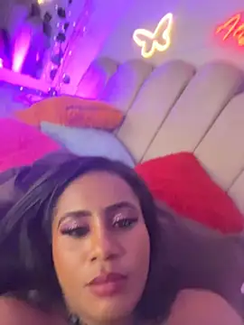 AlisonHoot69 - naked shoe tits