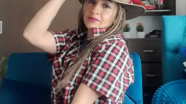 Valeria_teiku - tits in oil
