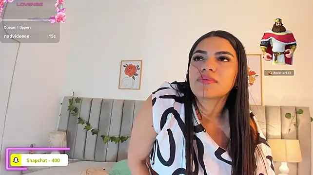 Umarani_ - SHOW PUSSY OPEN 🔥
