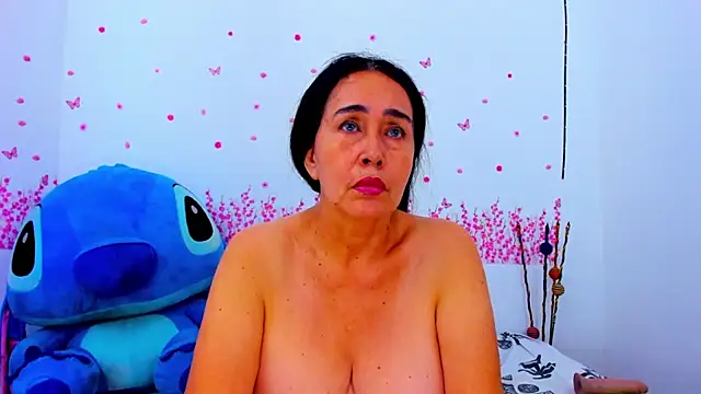HorniestMilf - Squirt and gape asshole
