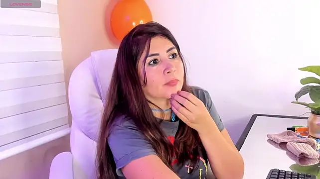 Qlooncita - cum on my boobs