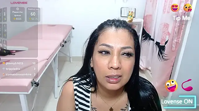 Titsbiglovers - massage feet with oil