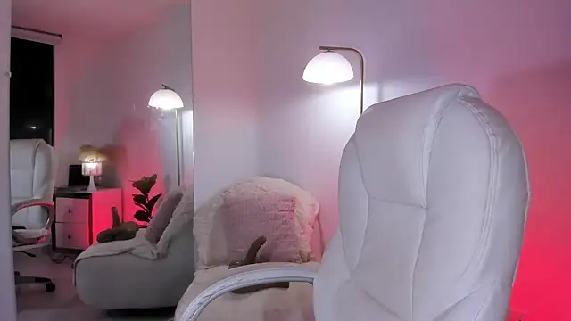 Alexa_tobar