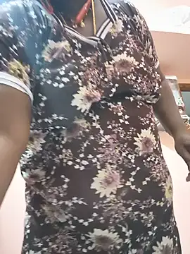 Yalini1431 - Full nude