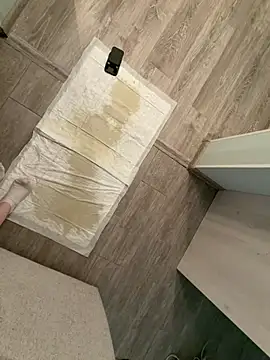 DeniMilkyyyyy - FREE 3 SQUIRT VIDEOS FOR U PM