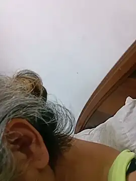 _candi - Dildo en las tetas