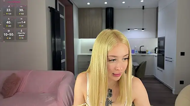 LumiyaSunny - sai hiii to me🥰