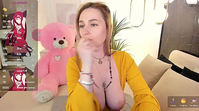 EmmaBloomm - blowjob