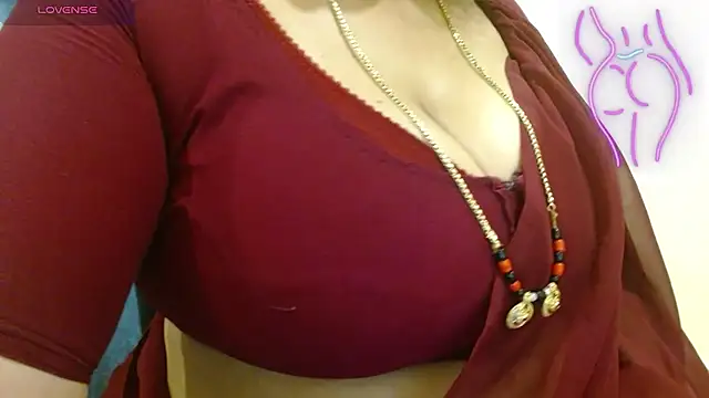 Telugu_pillapreethi - spank boobs with oily boobs