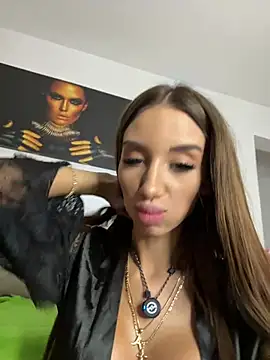 BlueEyes_BB - Get me hot and naked here