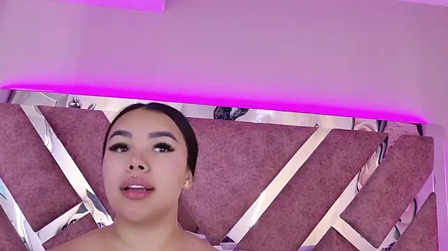 MarianaGarciaa__ - twerk . bounce my ass