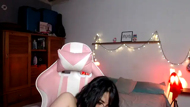 Venus_666 - fuck me with my new toy