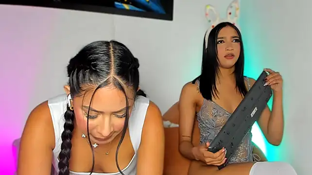 Scarlesth - ✨STRAP ON IN PUSSY✨