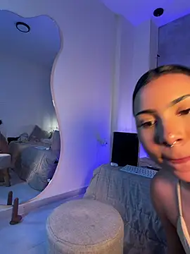 MeganHouston_ - oil big ass + spank hard 🍑🥵