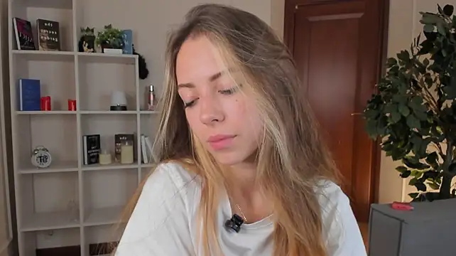 TamaVolino's Live XXX Chat
