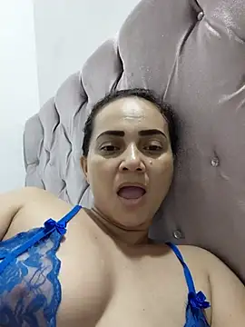 Amanda39 - Toy control for 10 minutes