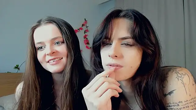 KrystalTrudel - spit in each other mouth