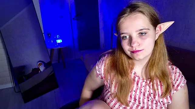Luna404 - Run an ice cube over your neck