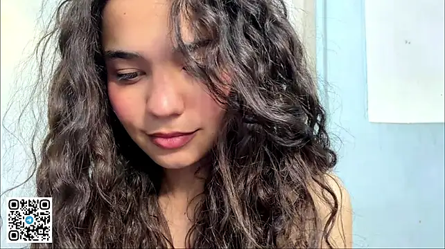BrendaBennett - panties lower + touch pussy