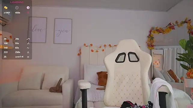 Cristall_Bunny - BIG SHOW SQUIRT