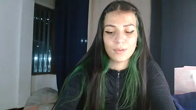 Chloe_paytone - show tits