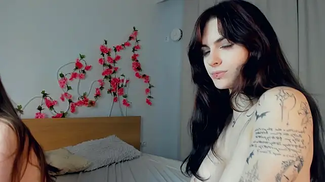 KrystalTrudel - spit in each other mouth