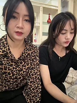 Huihui_520 - 撞到下巴痛痛，哥哥心疼宝宝