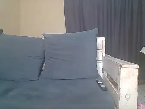 Freaky_dol - Finger ass hole 2m
