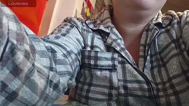 Cora_Maro - help off top