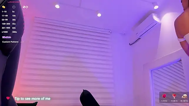 NickyLawson - Spanks ass or pussy 💖