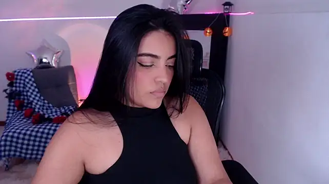 Xambar_22x - spit on her breasts and spank her x5