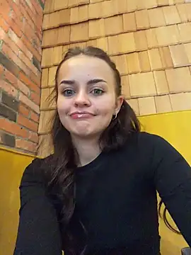 AngelinaTeller - Squirt in cafe ☕️