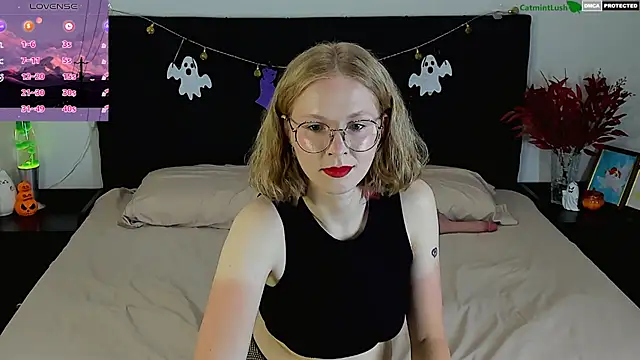CatmintLush - Get naked