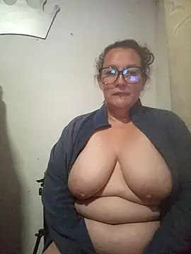_Saraqueen-- - anal plug 4 min control toy last tip