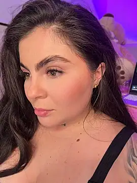 MaiahDolls - show my spread-open ass