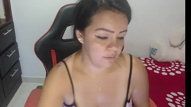 Emily_sexxx - make me wet?? play with me!!!