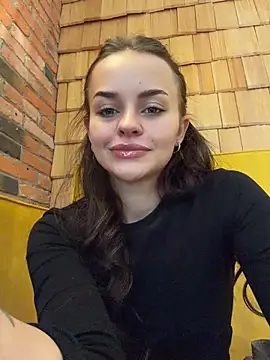 AngelinaTeller - Squirt in cafe ☕️