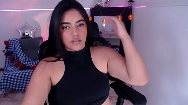 Xambar_22x - spit on her breasts and spank her x5