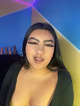 Laulin_TayyyX - Suck me😋👅